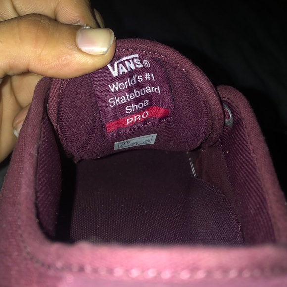 Maroon Vans shoes - Picture 5 of 5
